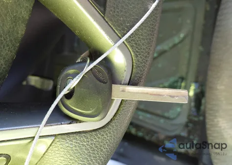 2015 Hyundai Santa Fe Sport 2.4L из США, поврежденный, VIN 5XYZT3LB9FG253429